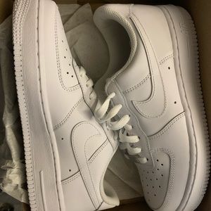Women’s Nike Air Force 1